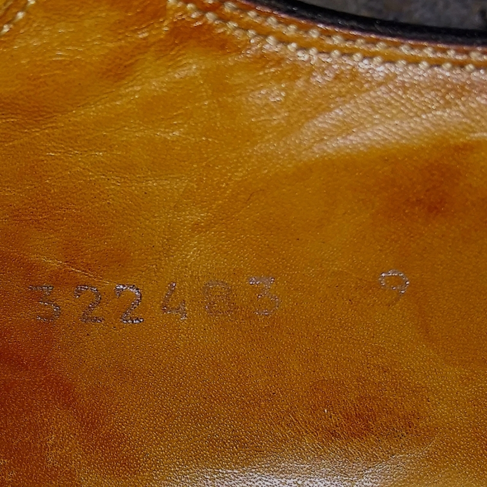 Gucci Derby shoes with Brogue detailing. - Picture 7 of 8